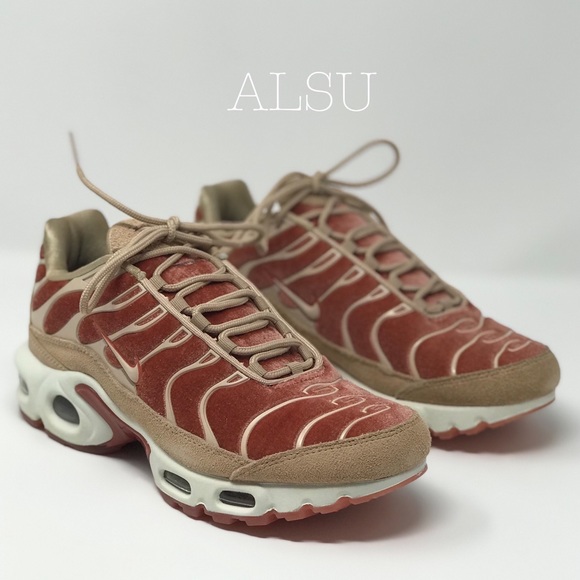Nike Shoes - NWT Nike Air Max Plus LX Dusty Peach 🍑 W AUTHENT